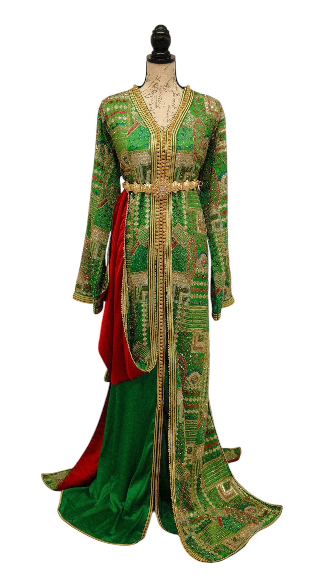 Regal Green Paisley Takchita with Intricate Gold Embroidery and Satin Details