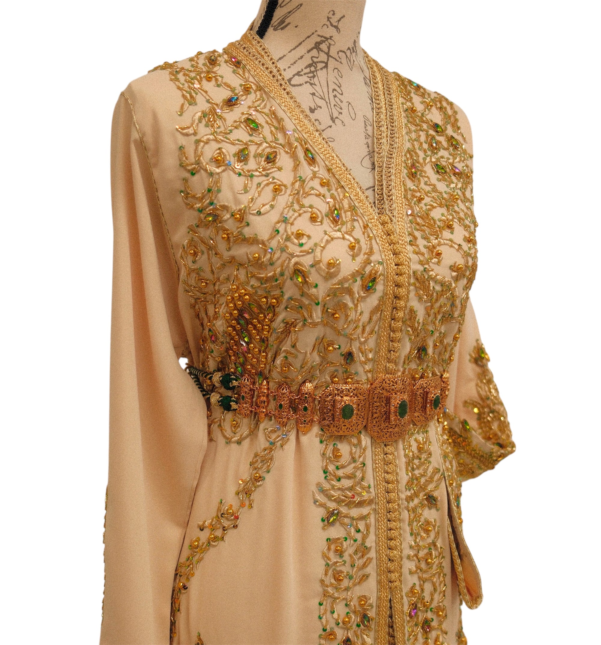 Royal Baby Cream Caftan – Moroccan Elegance for Brides & Celebrations